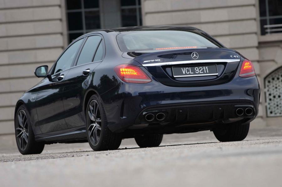  Mercedes-AMG C43 4Matic (W205) 2018 года  (MY) (фото 2 из 9)